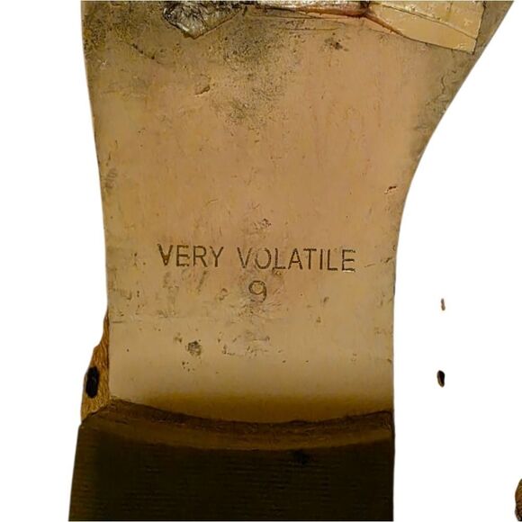 VERY VOLATILE Leopard Pony Hair Mules Shoes - Size 9 - Picture 6 of 7